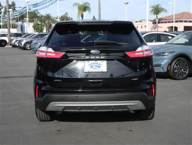2022 ford edge sel