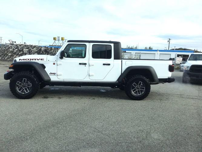 new 2024 jeep gladiator mojave