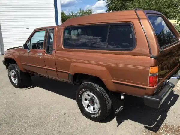 1988 toyota pickup 4x4 xtra cab looks like new must see