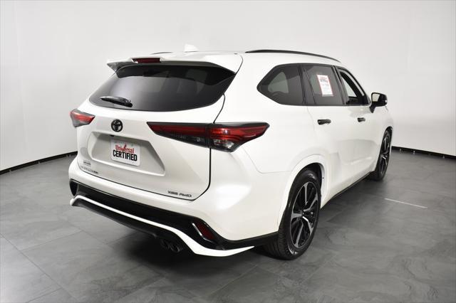 2021 toyota highlander xse