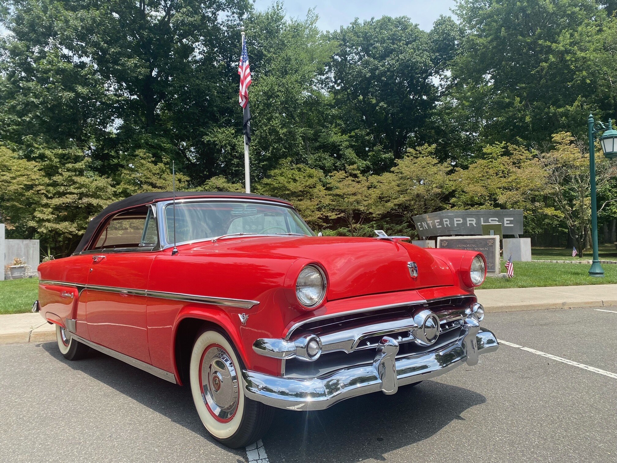 1954 ford crestline