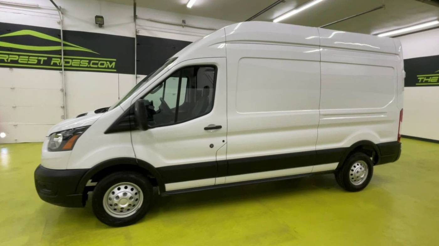 2022 ford transit 250