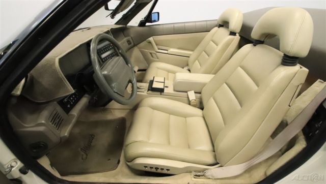 1992 cadillac allante coupe convertible 1992 coupe used 4.5l v8 16v automatic