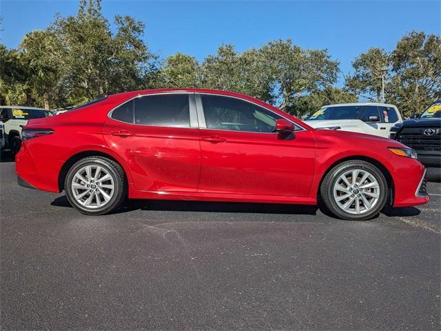 2023 toyota camry le
