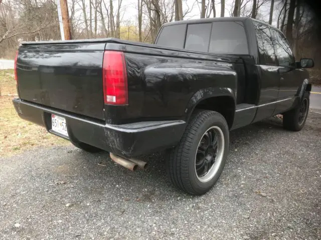 chevy k1500 four wheel drive extended cab stepside super straight and clean