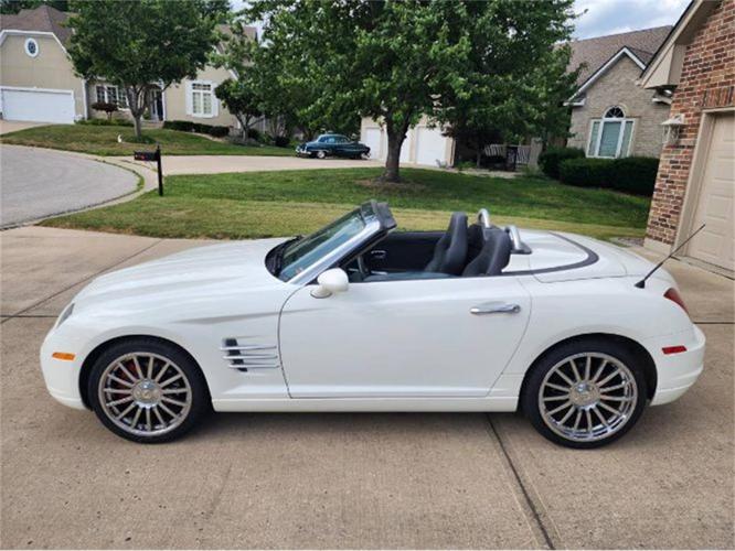 2005 chrysler crossfire in cadillac, michigan