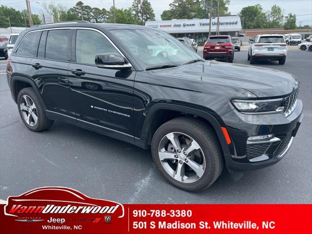 2022 jeep grand cherokee 4xe base
