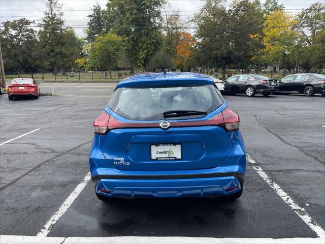 2021 nissan kicks s