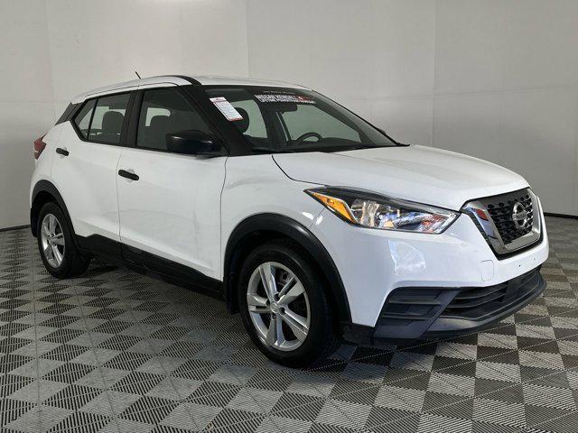 2020 nissan kicks s