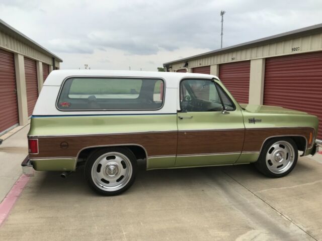 k5 blazer. extremely rare woodgrain