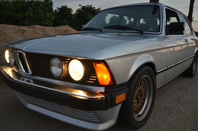 bmw 1982 320i 5 speed manual classic e21 w/ 320is sport upgrades california car