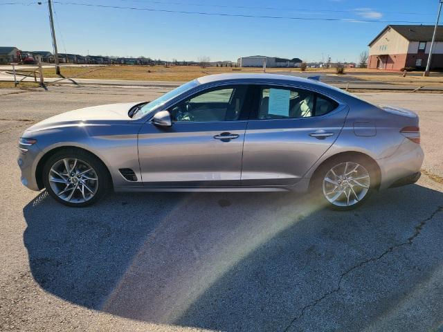 2022 genesis g70 2.0t rwd
