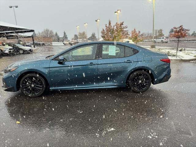 2025 toyota camry se