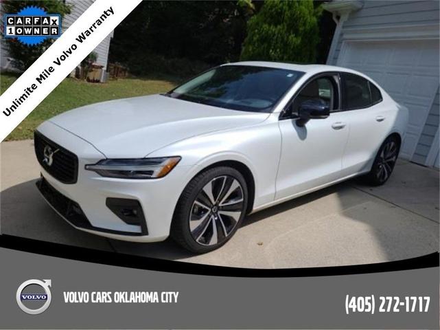2022 volvo s60 b5 awd momentum