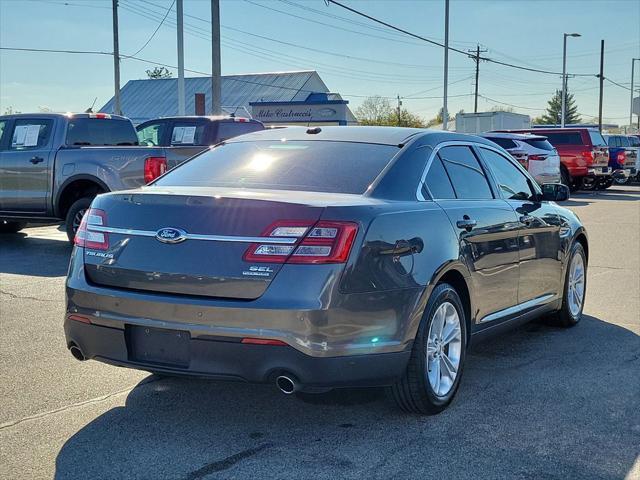 2016 ford taurus sel