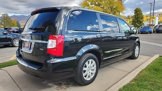 2015 Chrysler Town & Country