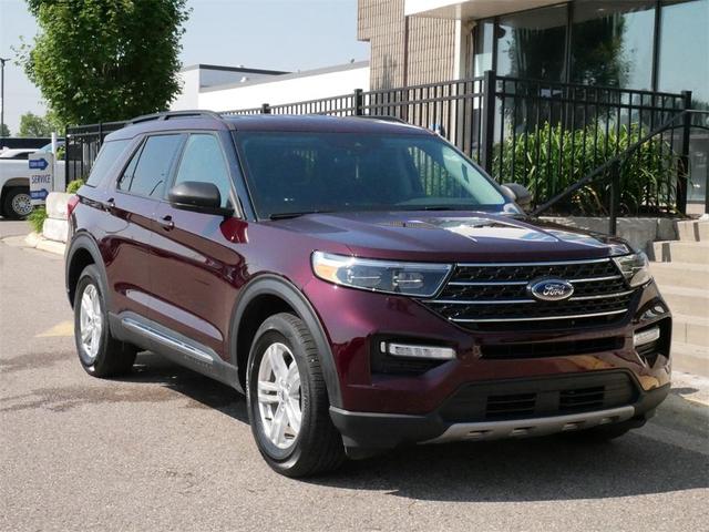 2022 ford explorer xlt
