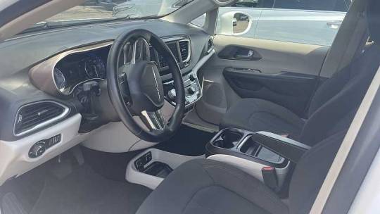 2019 chrysler pacifica touring plus
