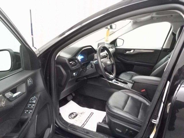 2022 ford escape titanium in spokane, washington