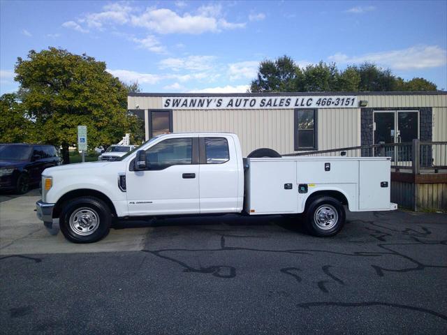 2017 ford f-350 lariat