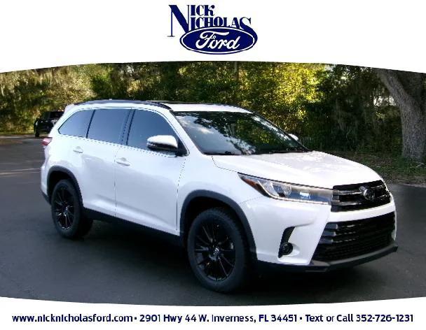 2019 toyota highlander se