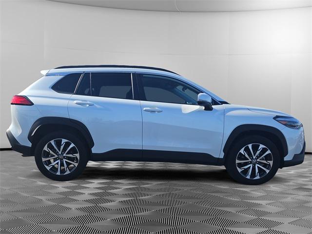 2022 toyota corolla cross xle