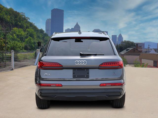 2024 audi q7 45 premium plus