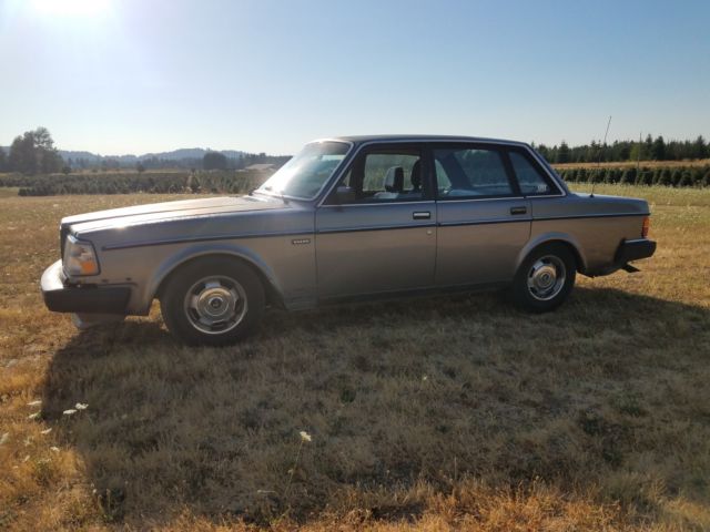 1984 volvo 240 turbo diesel d24t m47 5 speed 38mpg