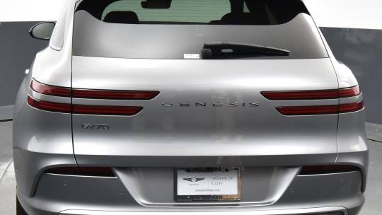 2025 Genesis GV70