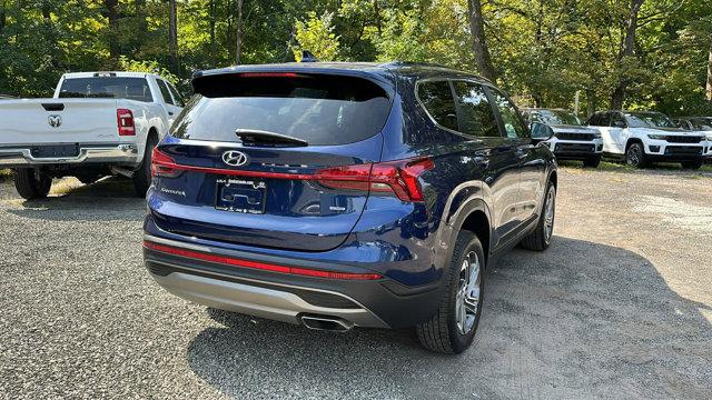 2022 hyundai santa fe se