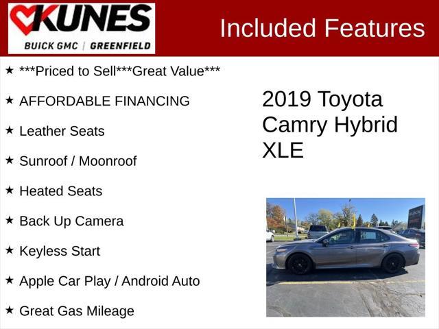 2019 toyota camry hybrid xle