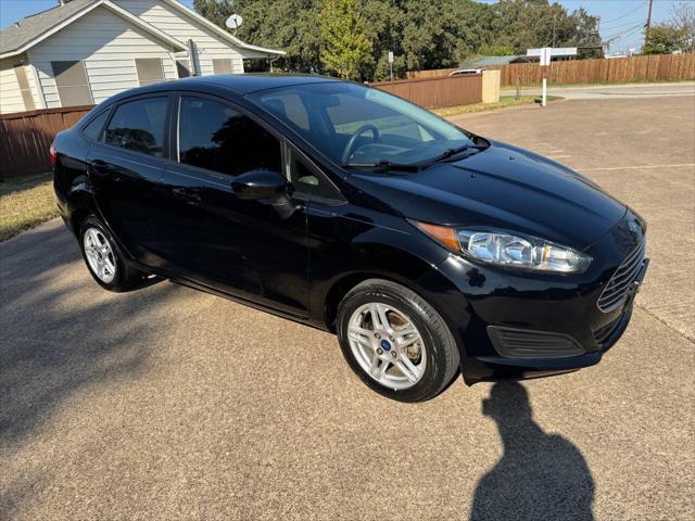 2019 ford fiesta se