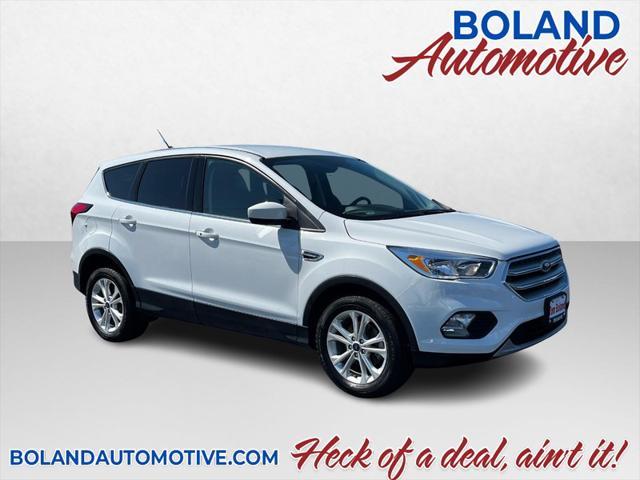 2019 ford escape se
