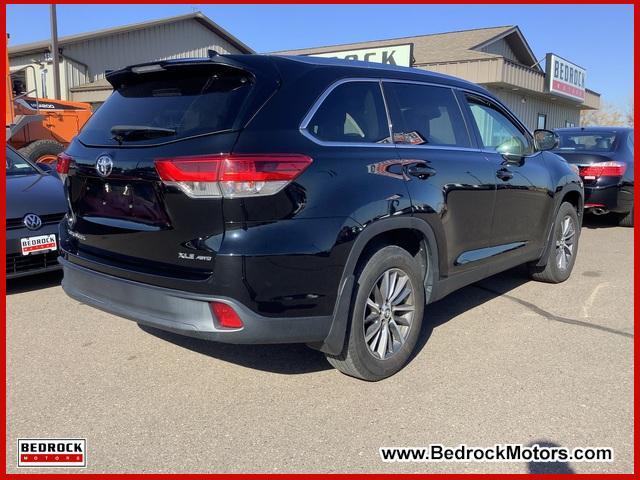 2019 toyota highlander xle