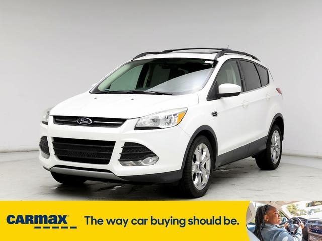 2015 ford escape se