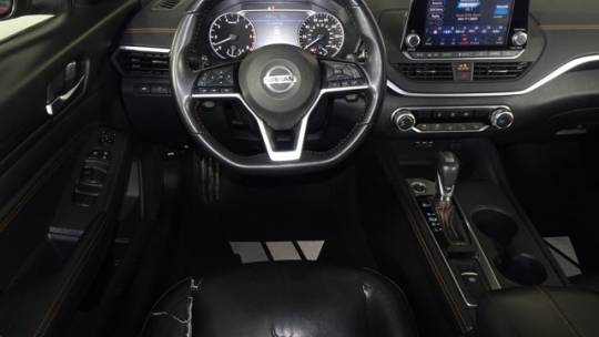 2020 nissan altima 2.5 sr