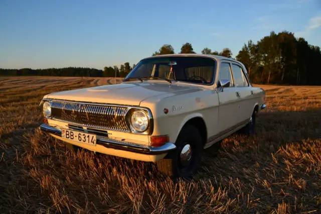 gaz-24 volga 1986 renovated