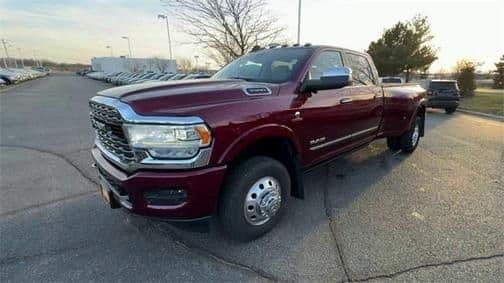 2020 ram 3500 limited crew cab 4x4 8' box in janesville, wisconsin