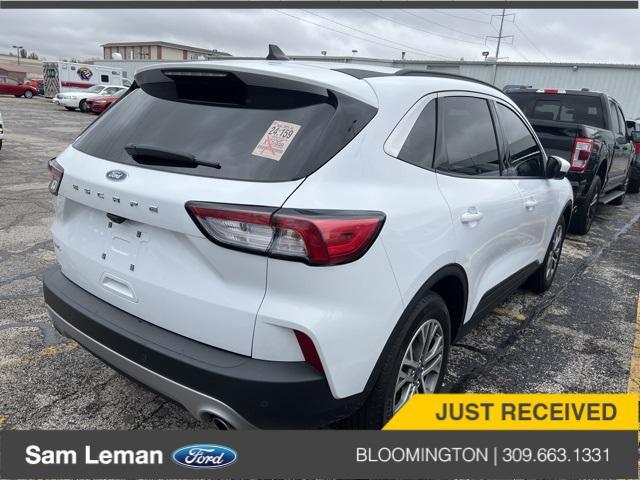 2022 ford escape sel