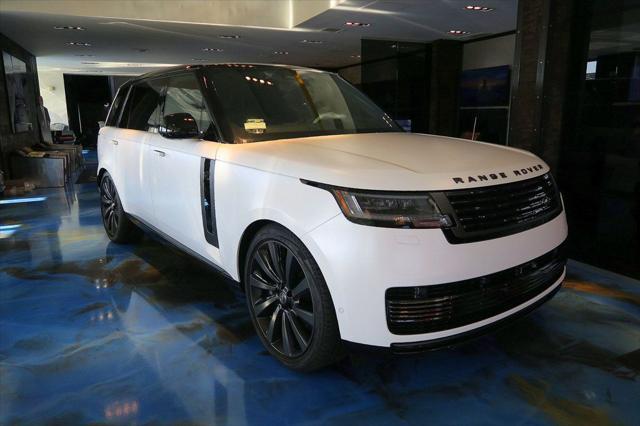 2024 land rover range rover p615 sv