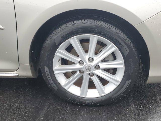 2014 toyota camry xle
