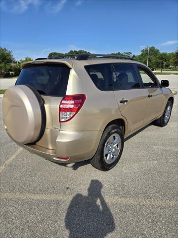 2010 toyota rav4 base