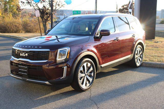 2022 kia telluride s