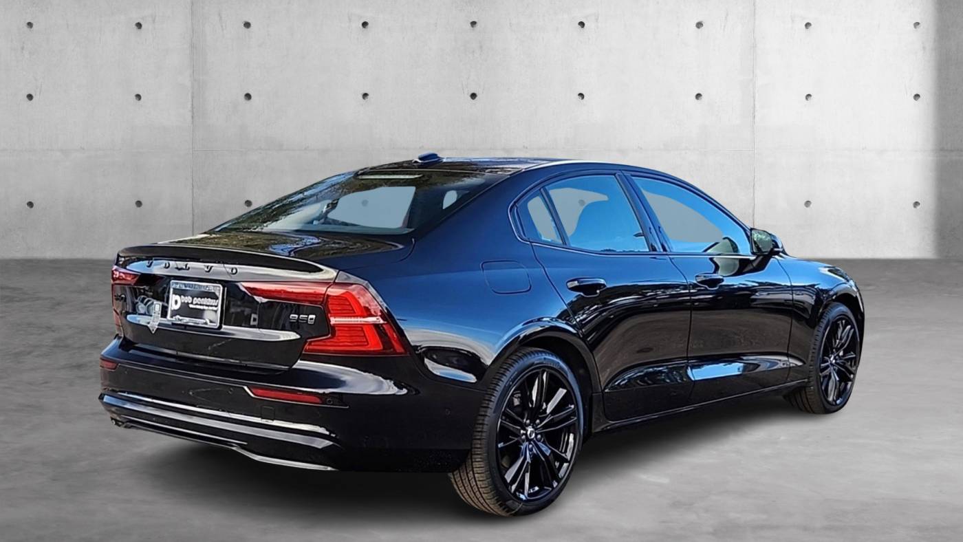 2024 volvo s60 b5 plus black edition