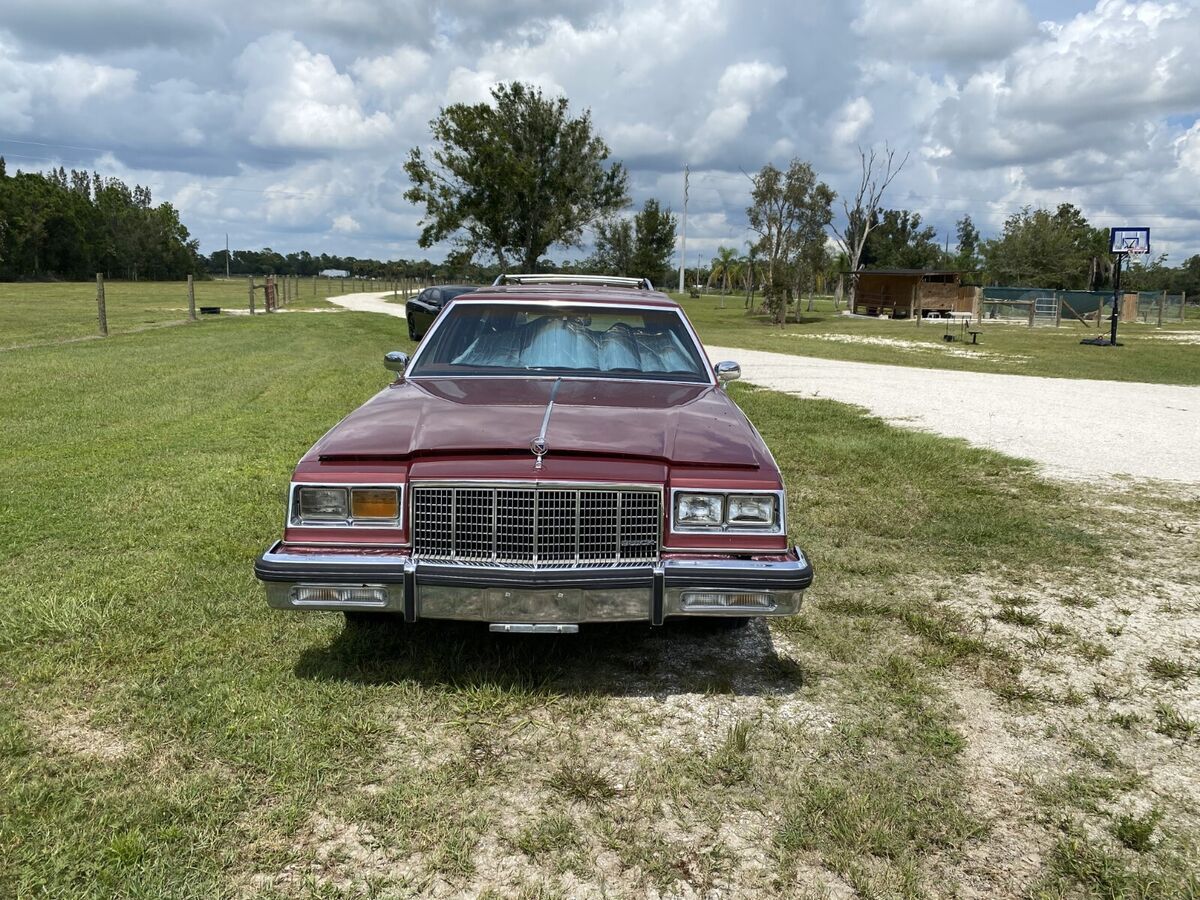 1989 buick lesabre estate wagon (woody), 93,348 miles, maroon interior/exterior