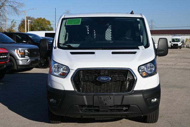 2022 ford transit-250 base