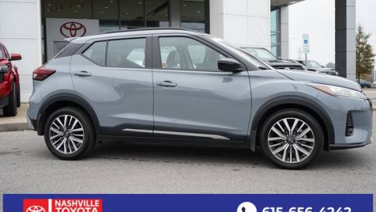 2024 nissan kicks sr