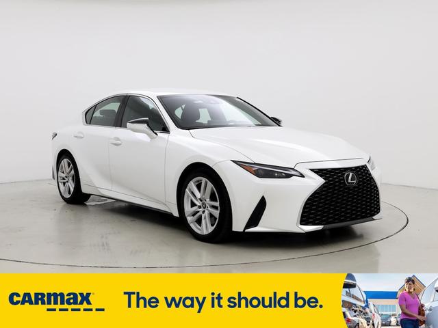 2022 lexus is 300