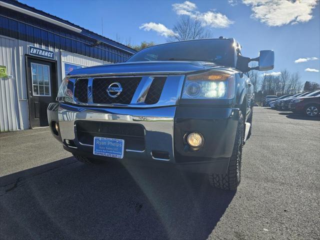 2015 nissan titan sv