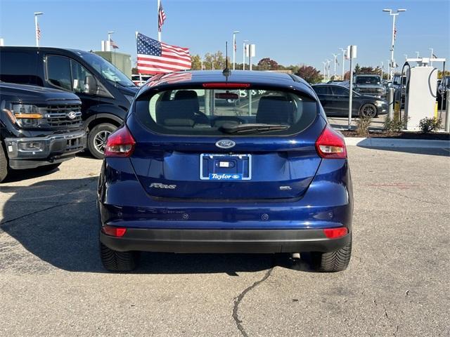 2017 ford focus sel